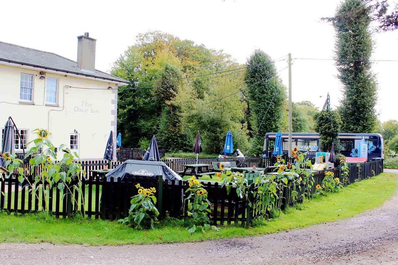 The Dove Inn Micheldever Exteriör bild